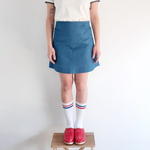 Falda azul